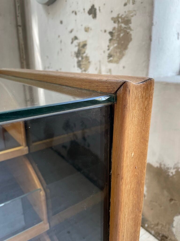 Glass trading post 50s