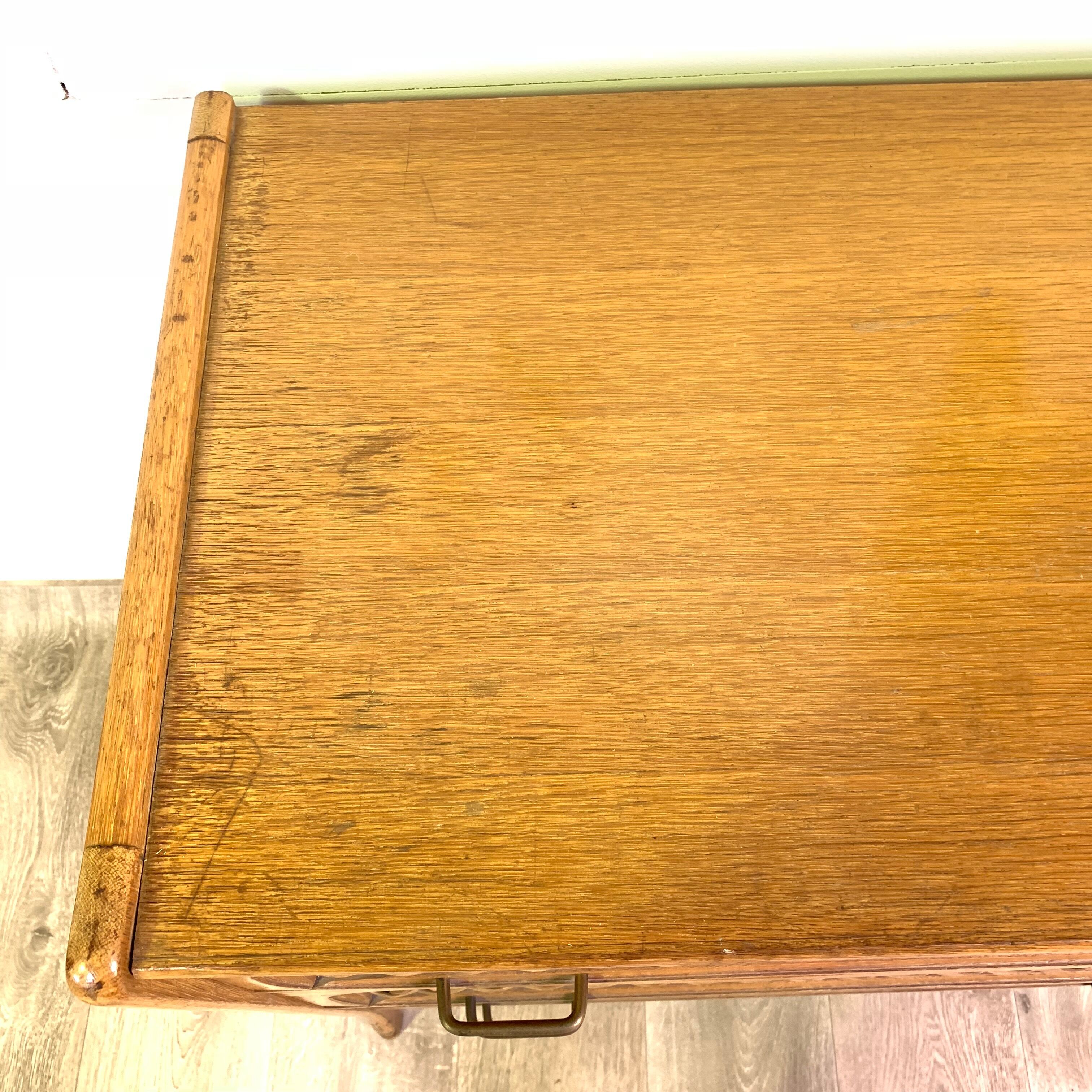 Vintage Wicker chest of drawers