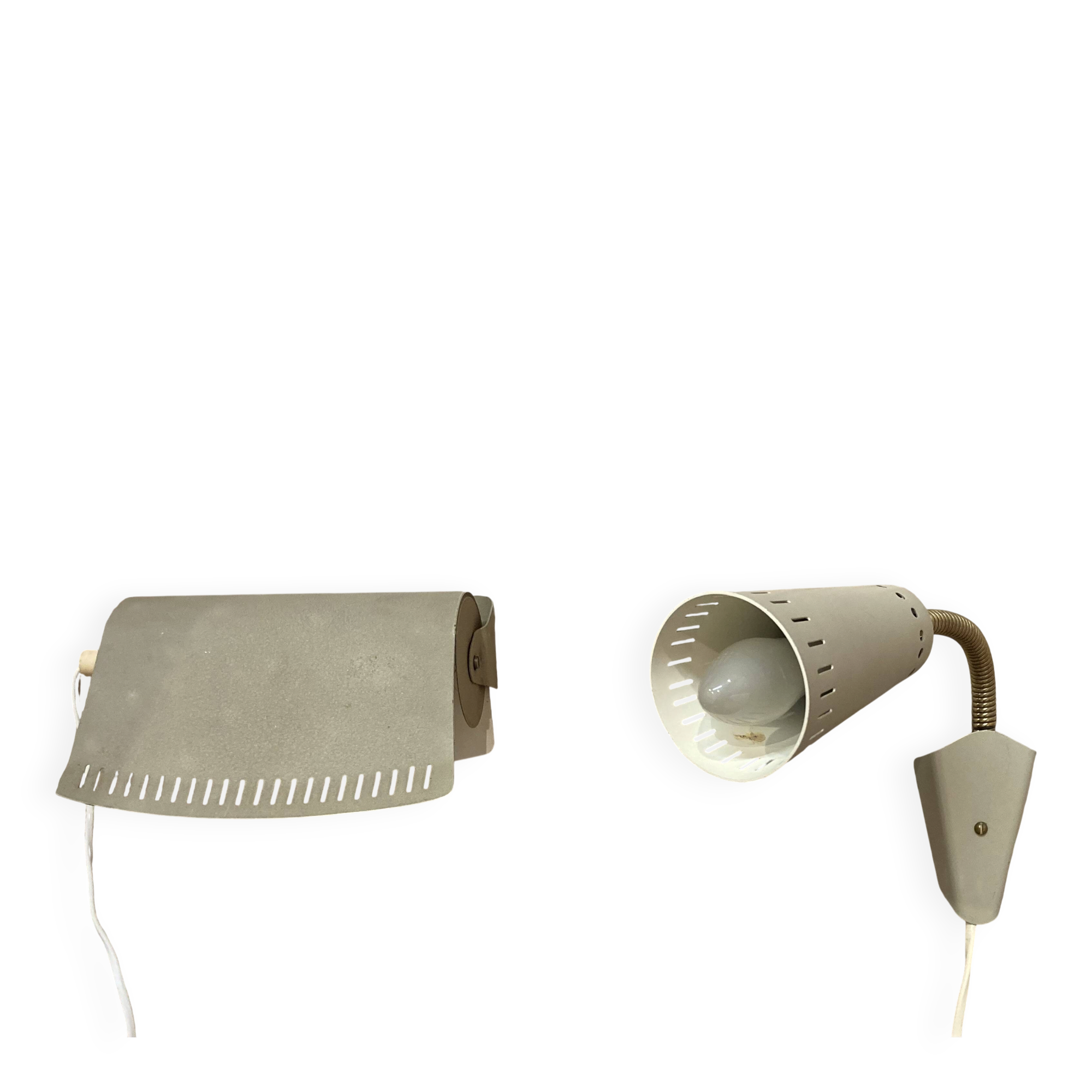 Paire d'appliques modulables design scandinave 1950.