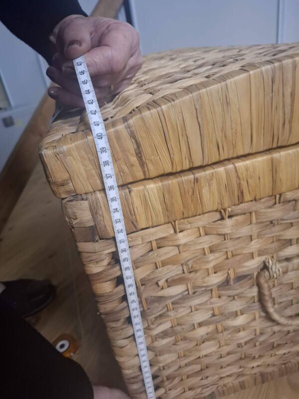 Malle de voyage en osier