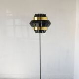 Comb Floor Lamp from Utu Soulful Lighting