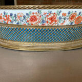 Porcelain planter with Japanese decoration, gilded brass base and rim, 20th century