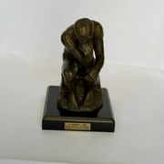 La sculpture en bronze Le Penseur, statue en bronze Rosin