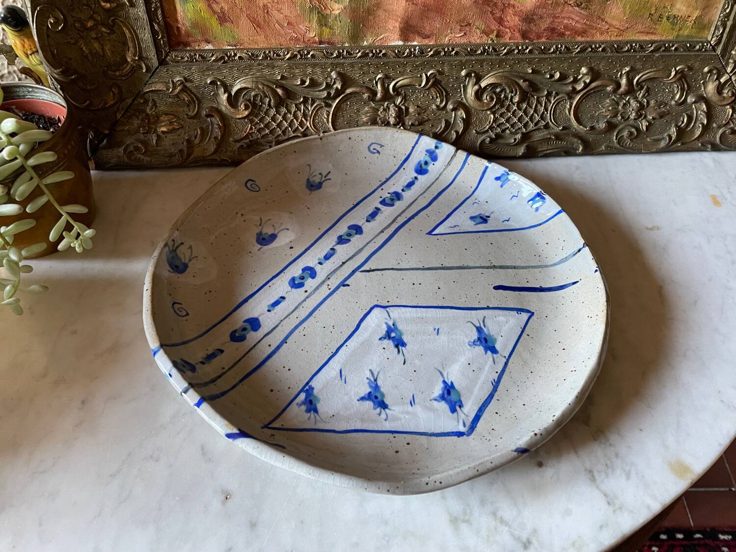 Artisanal stoneware dish