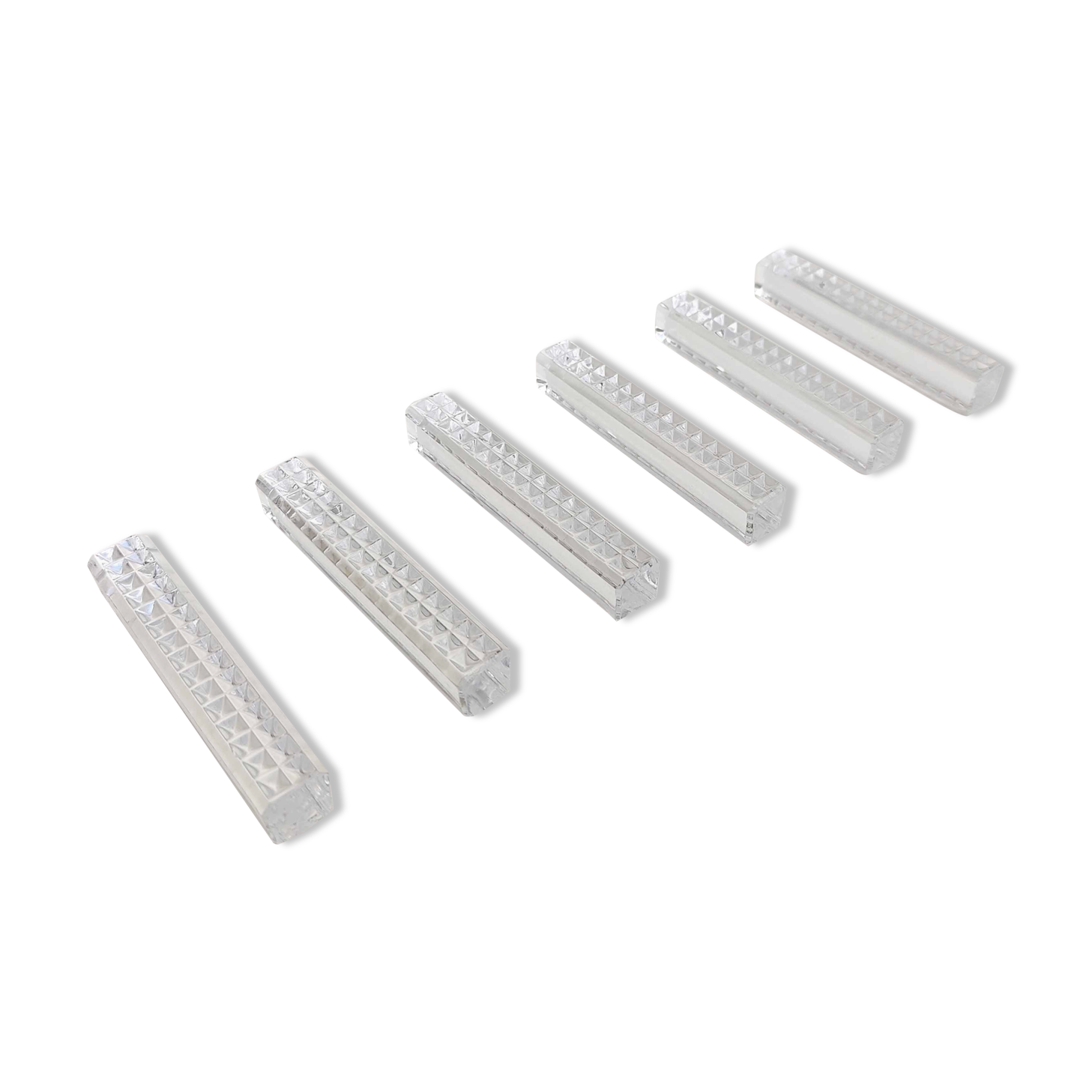 Suite of 6 knife holders in crystal relief gridded