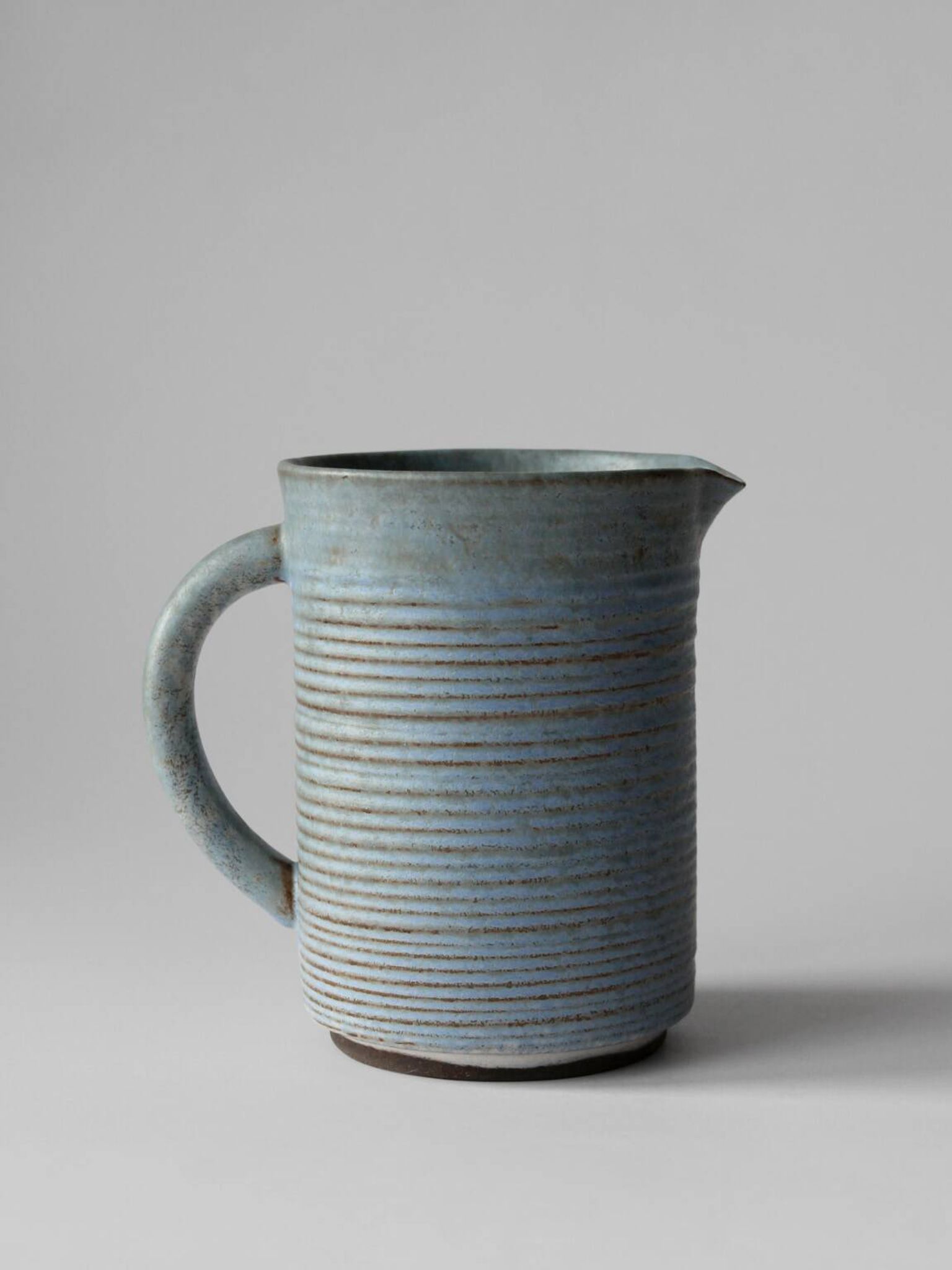 Pichet en céramique côtelée turquoise style milieu du siècle, 1 L