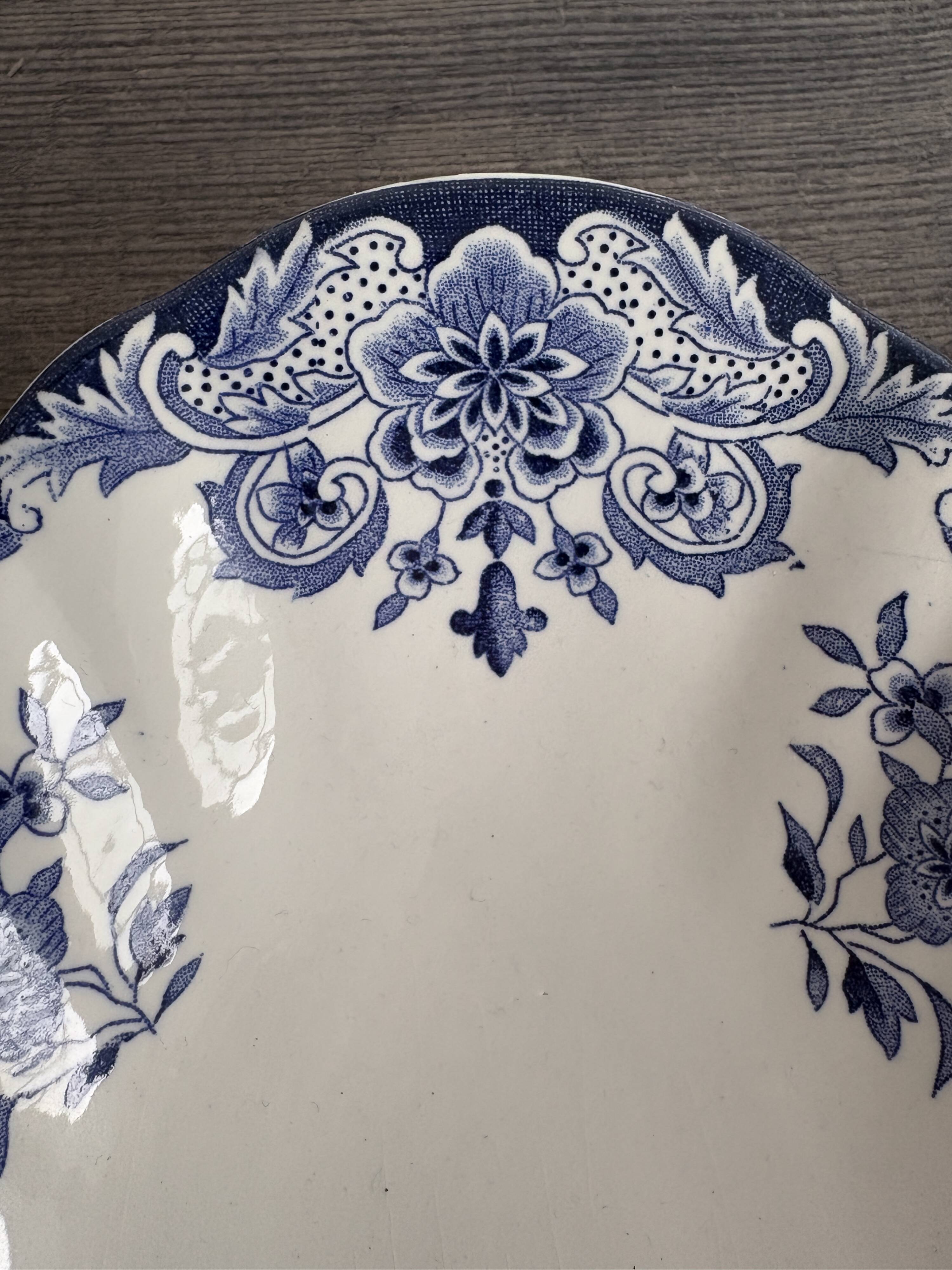 Old oval dish in Boch Frères Keramis earthenware.