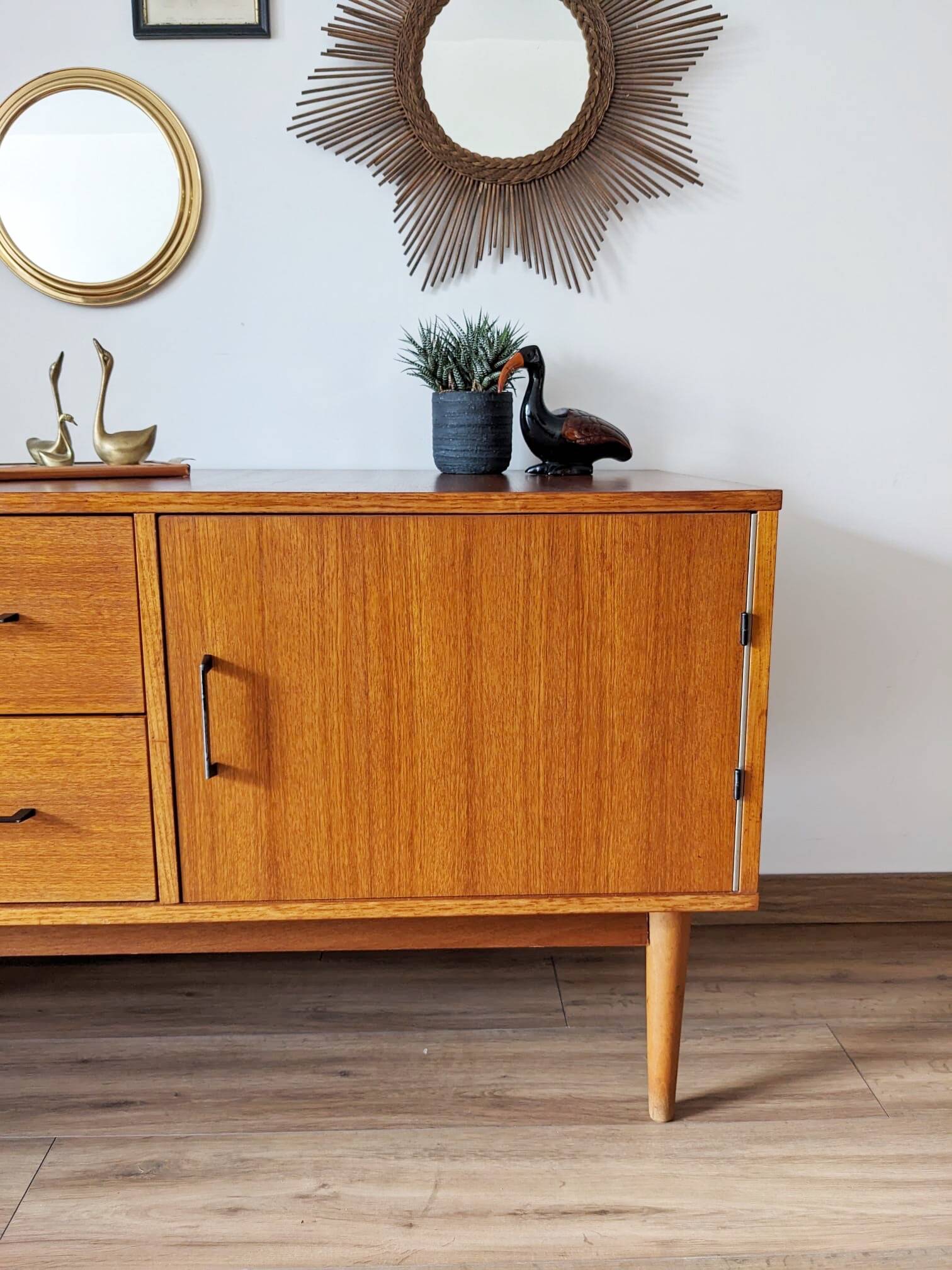 70s sideboard