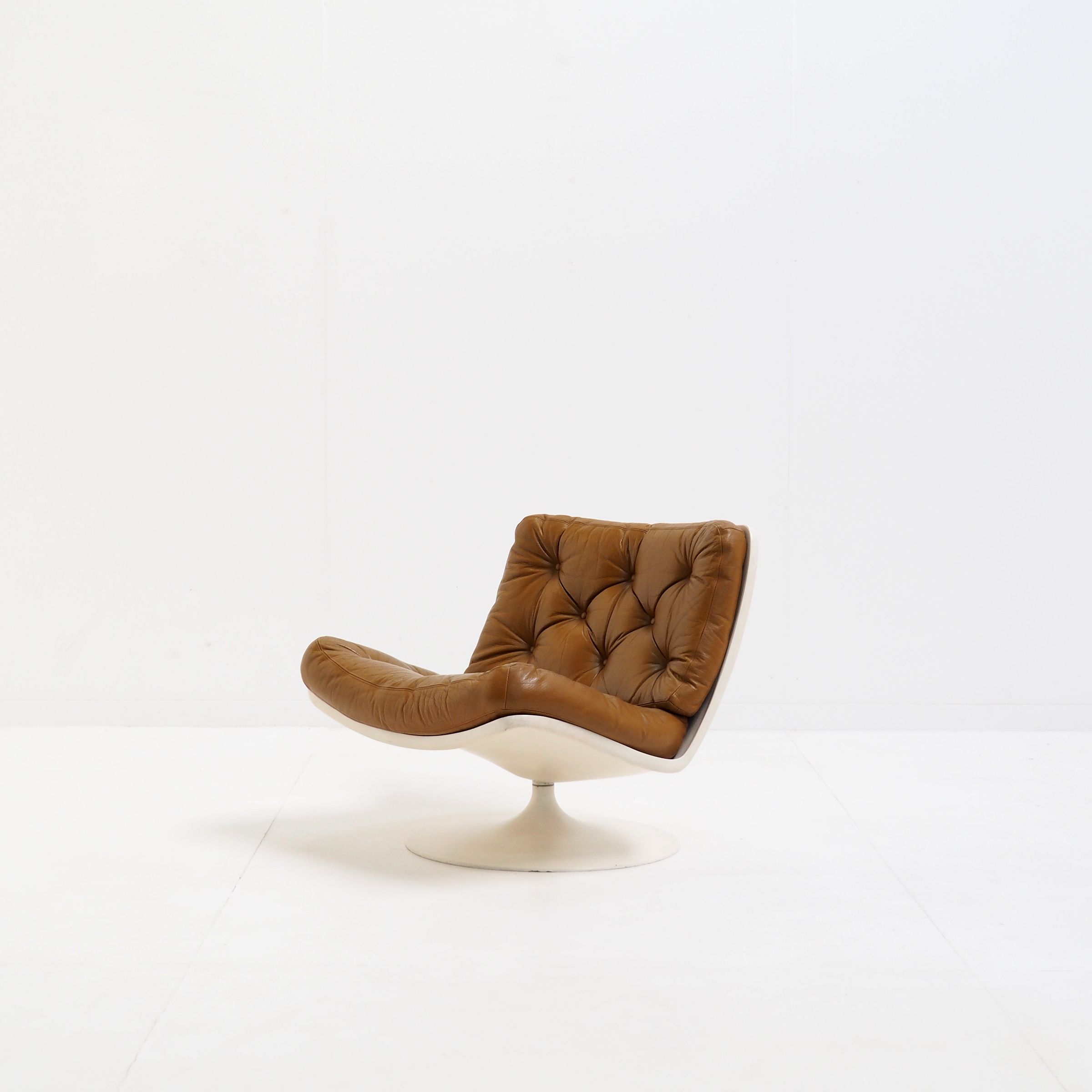 No. 976 swivel chair by Geoffrey Harcourt for Artifort, The Netherlands