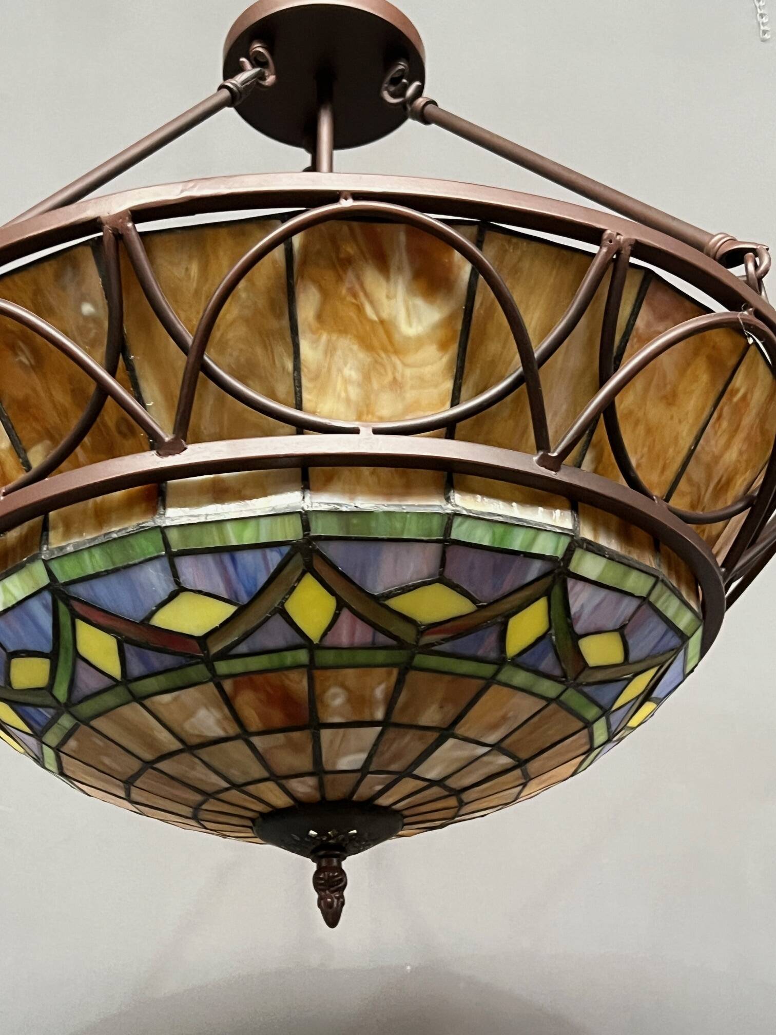 Large Tiffany lamp.
