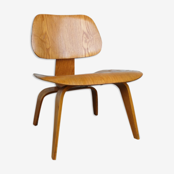 LCW Lounge Chair en frêne par Charles & Ray Eames pour Evans / Herman Miller, 1948-49