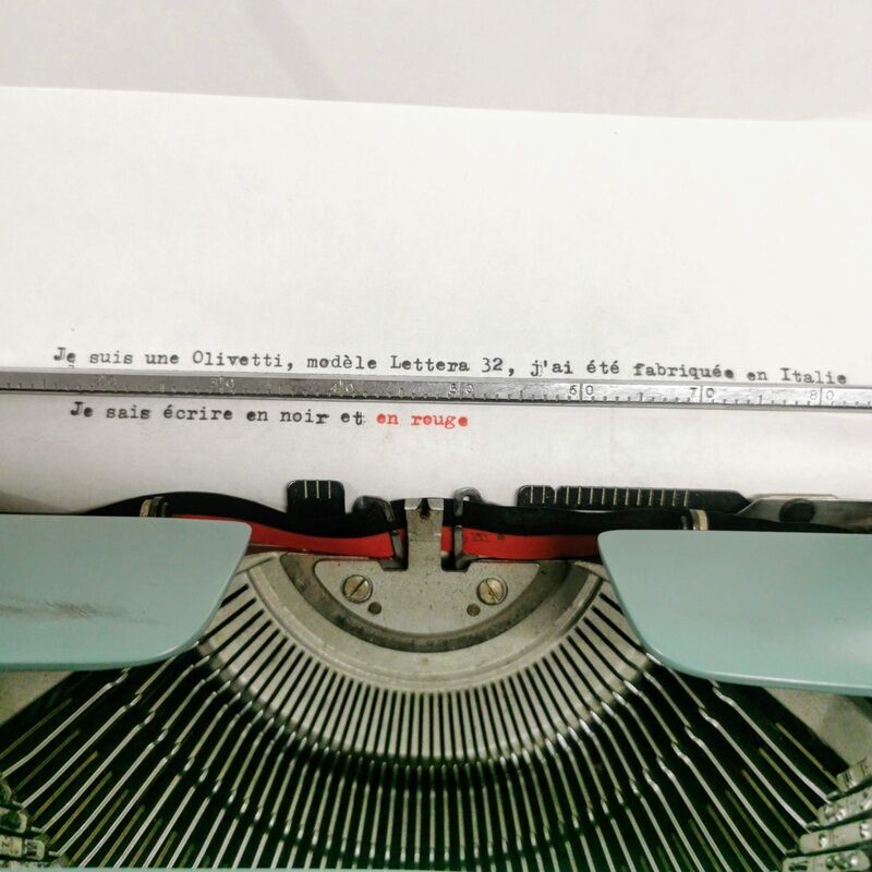 Olivetti Typewriter - Lettera 32