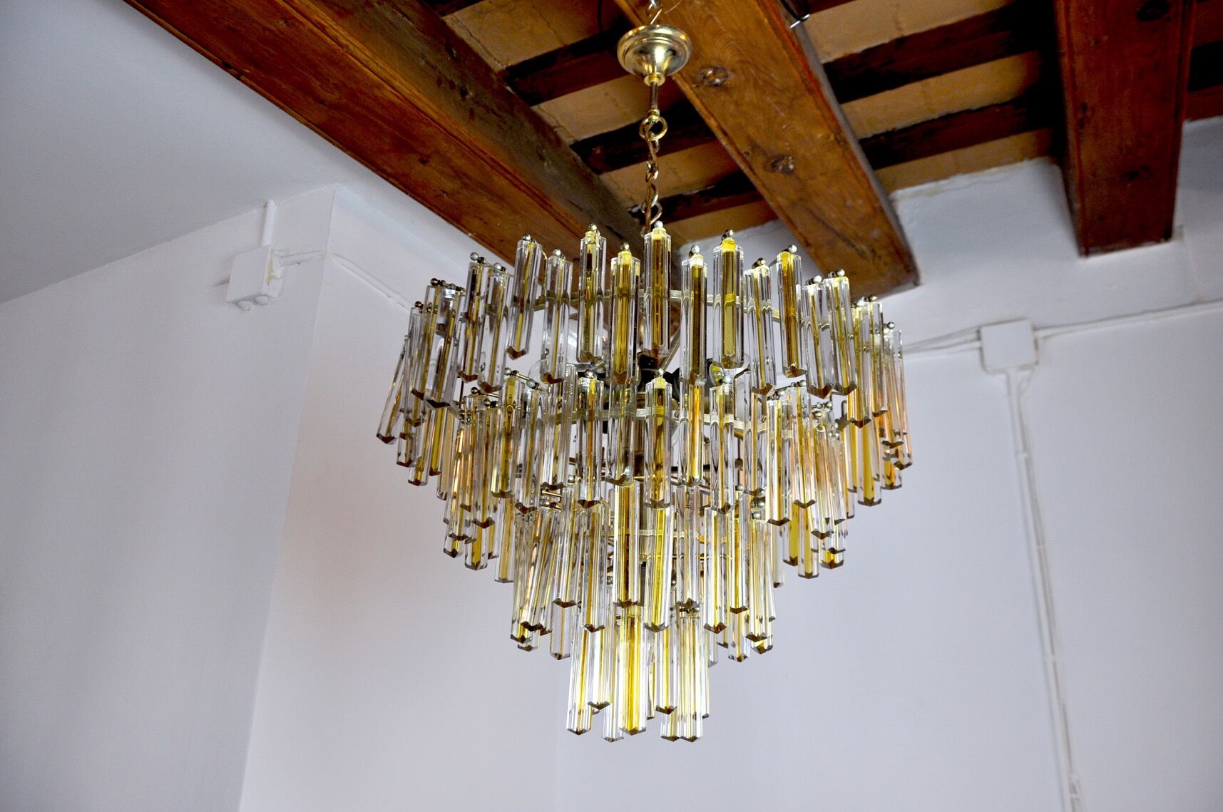 Paolo Venini two-tone chandelier, 4 levels, 1970, Italy