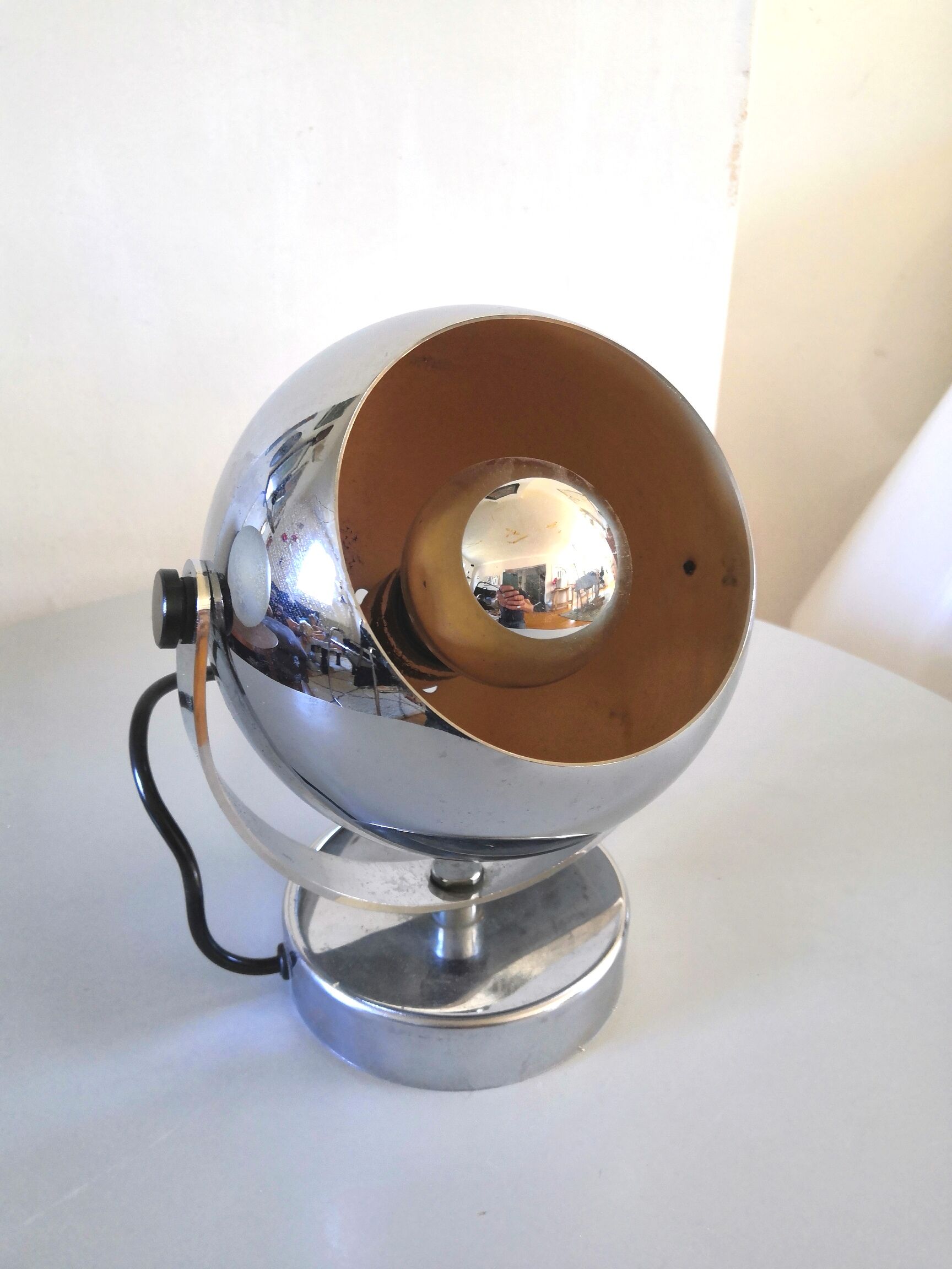 Applique eye ball en inox design années 70