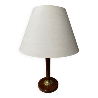 Lamp with wooden stand