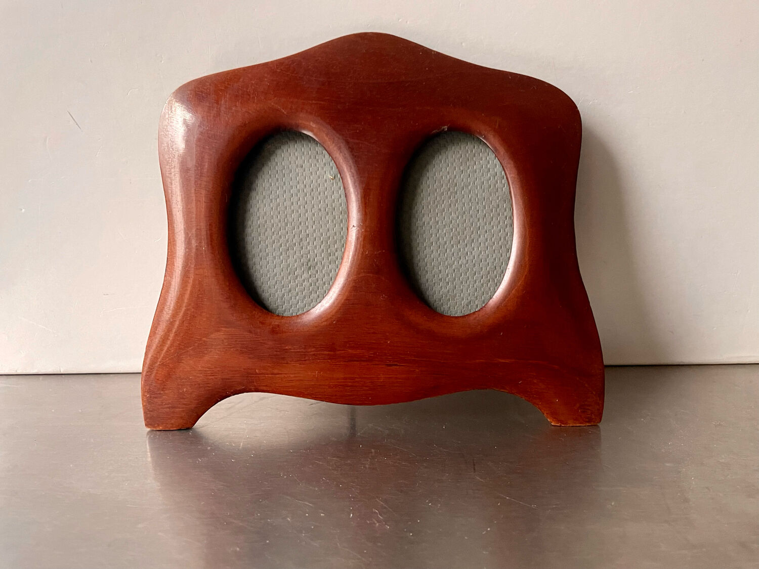 Antique  art nouveau mahogany double frame wood measurements 20 cm x 18 openings 8 cm x 5 cm