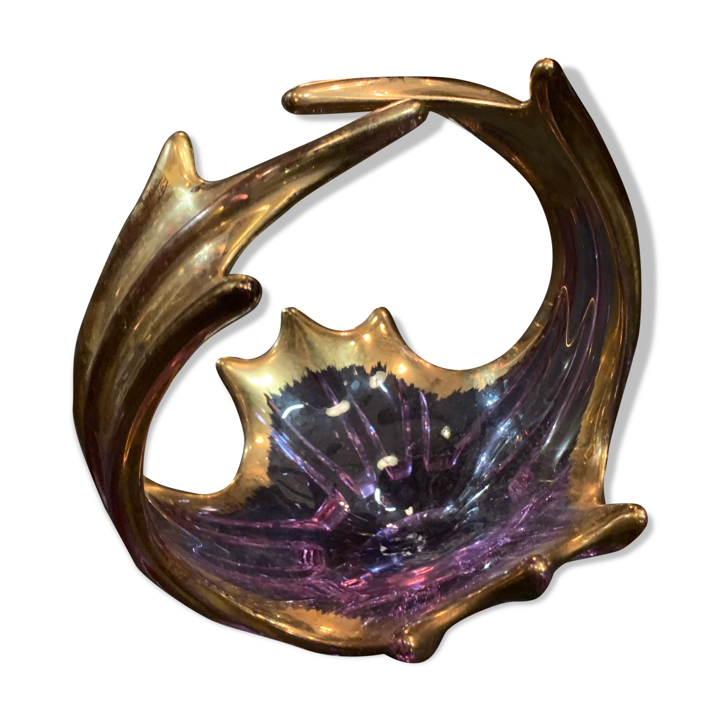 Empty golden pocket with gold leaf