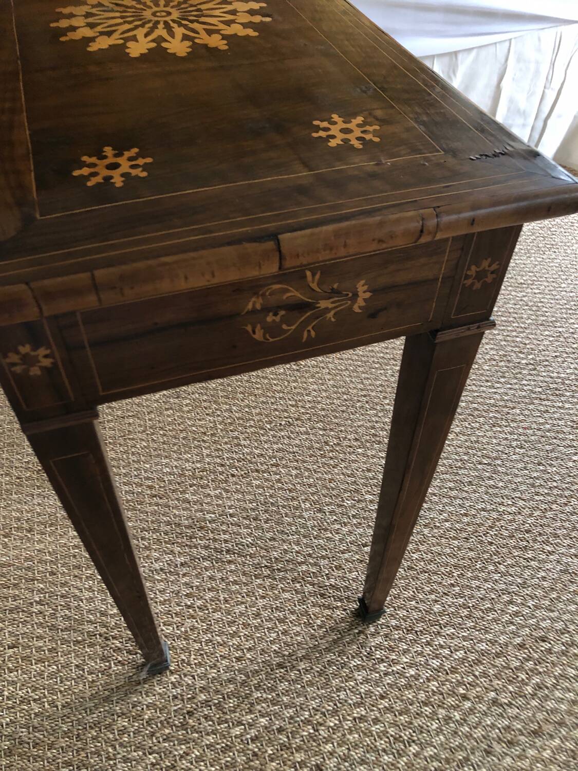 console marqueterie