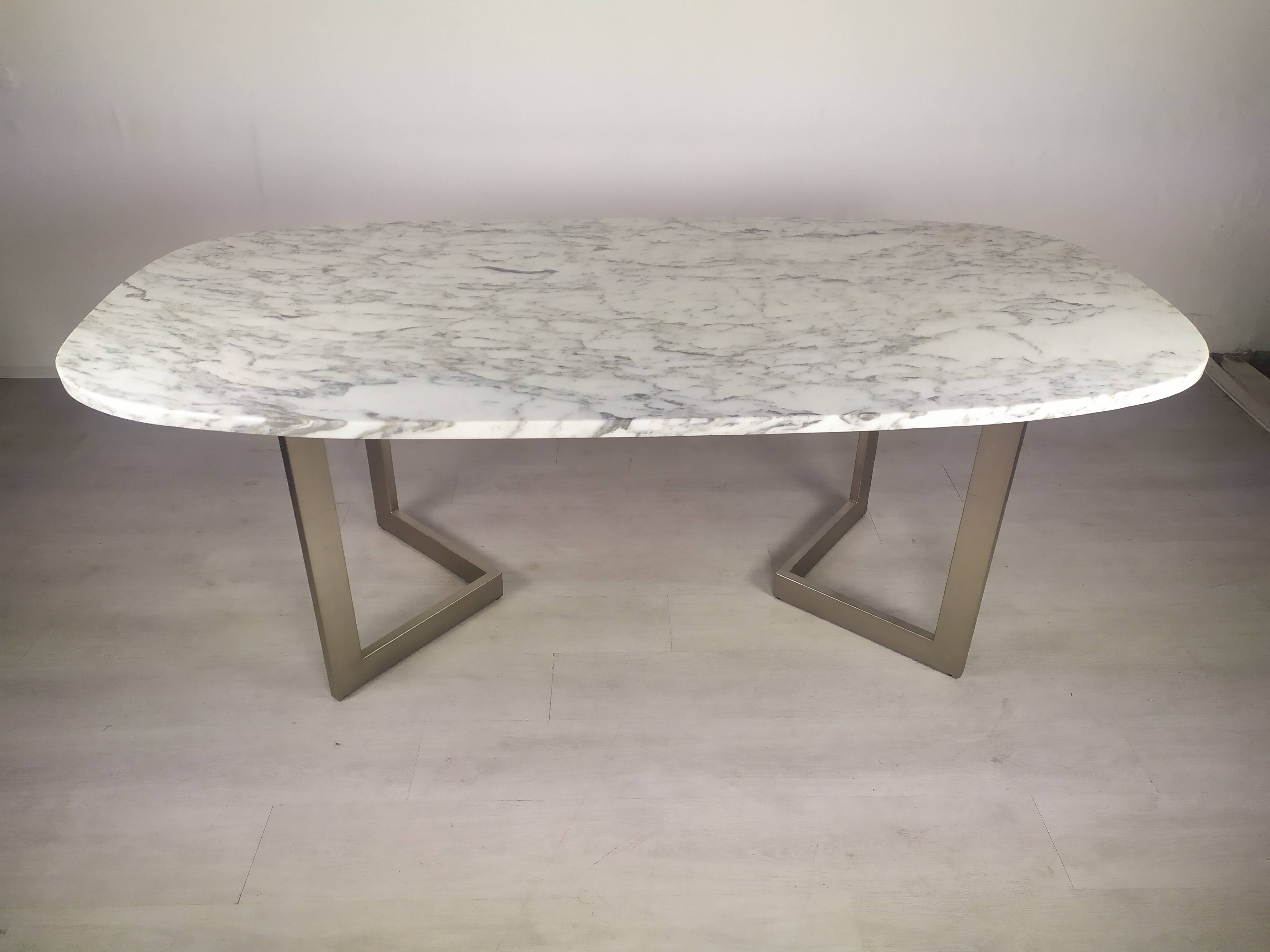 Table design marbre 6 chaises 1970