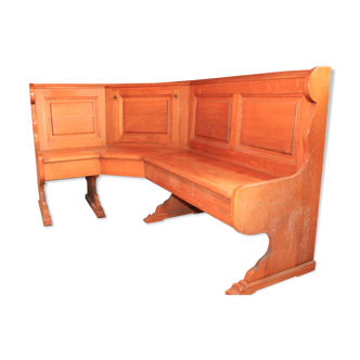 Corner bench