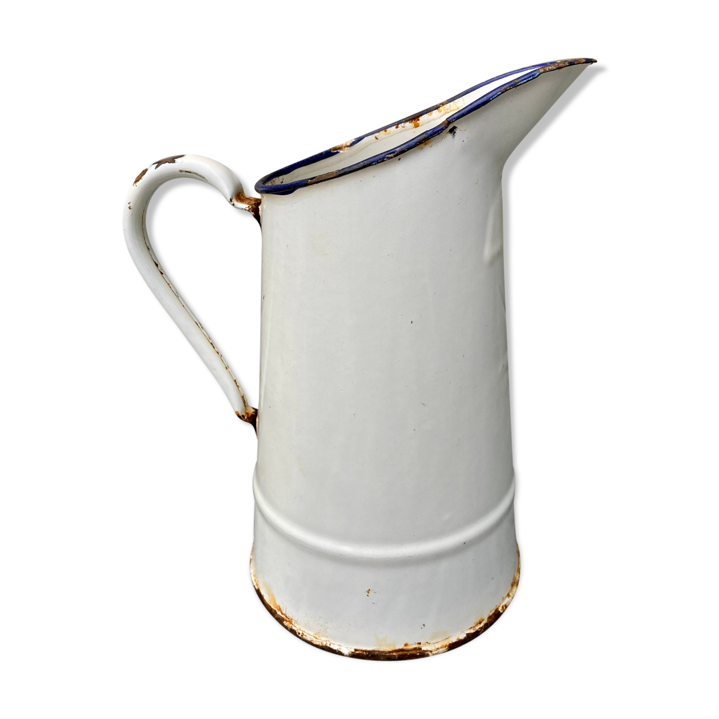 Pichet blanc tôle émaillée