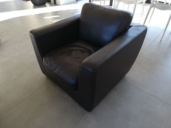 fauteuil club en cuir, marque burov