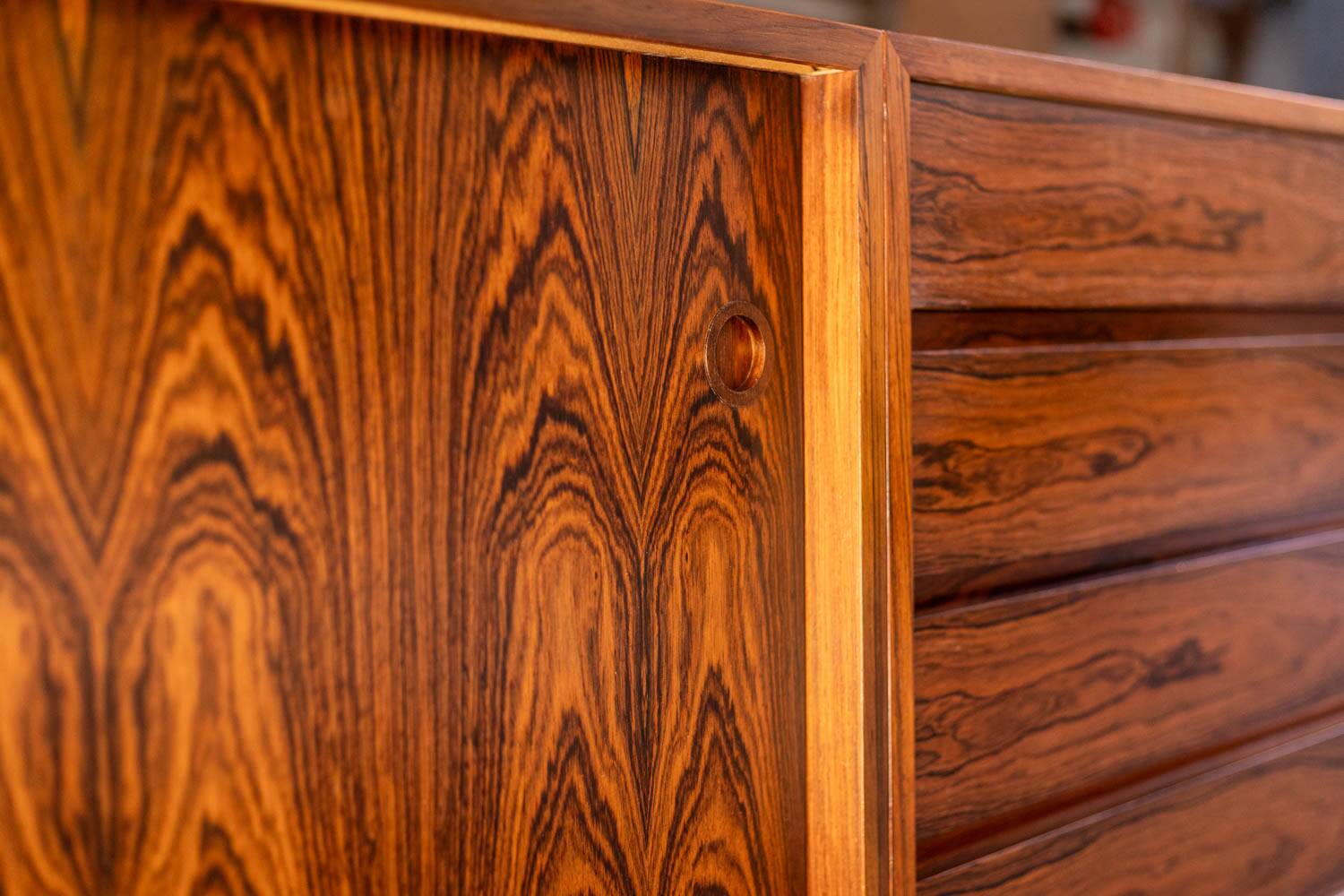 Wilhelm Renz. Enfilade in rosewood and laminate. Circa 1960-70.
