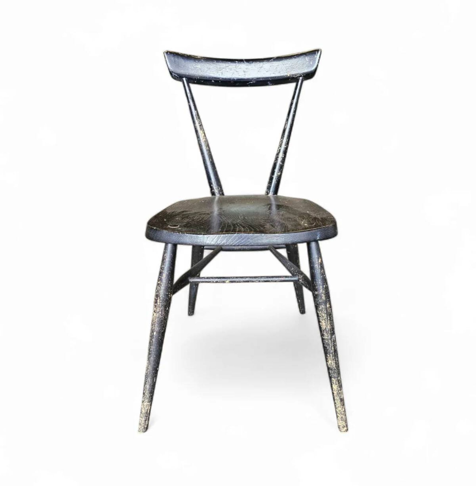 Chaise empilable noire Ercol L.Ercolani années 1950