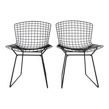 Pair of vintage Bertoia Wire chairs