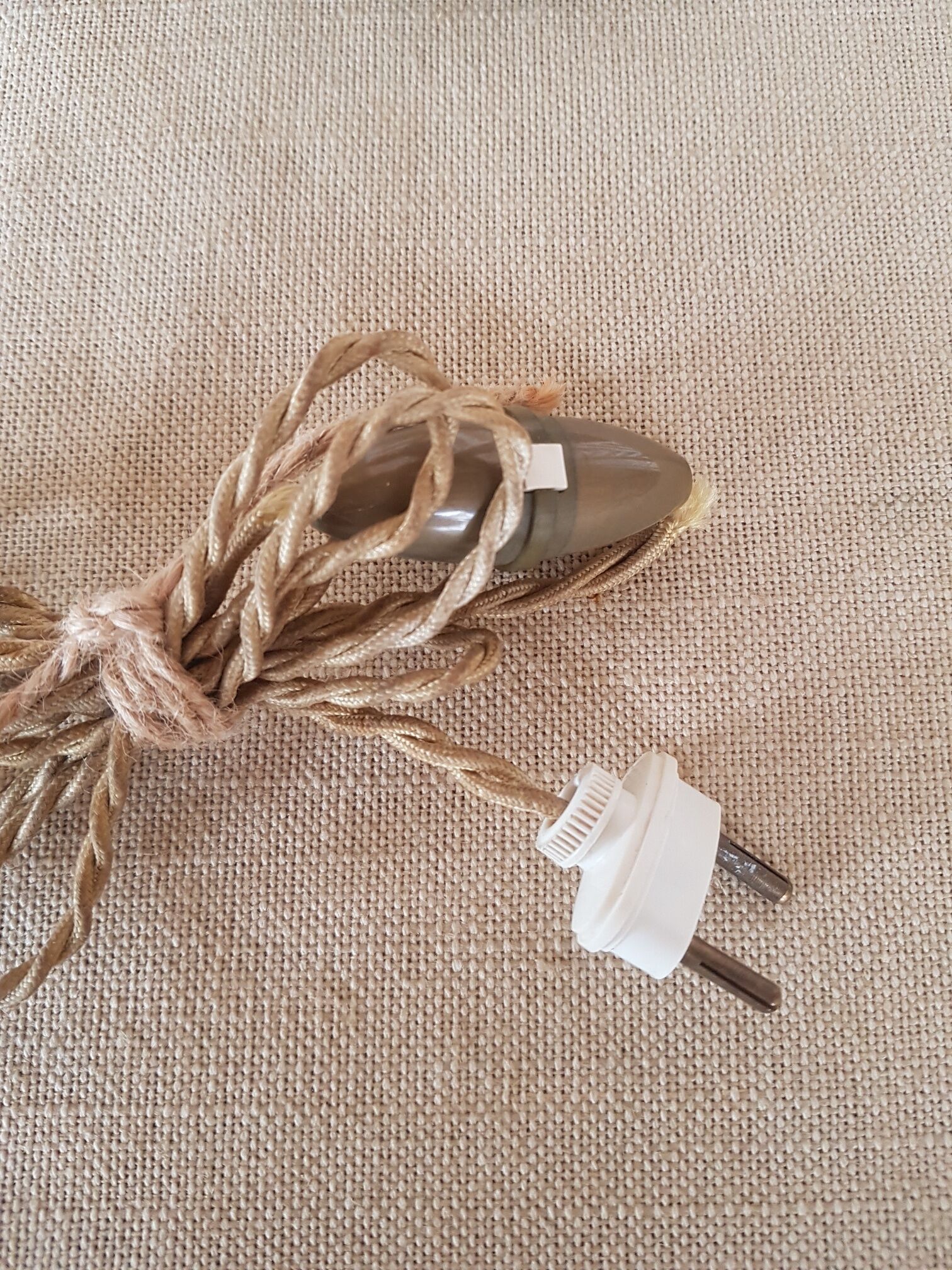 Bronze lamp foot candlestick candlestick cellar rat