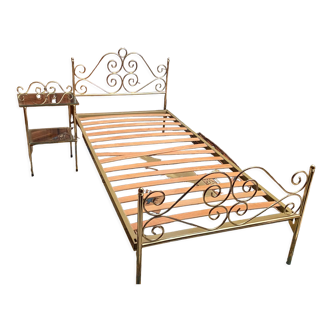 Romantic style brass single bed with bedside table