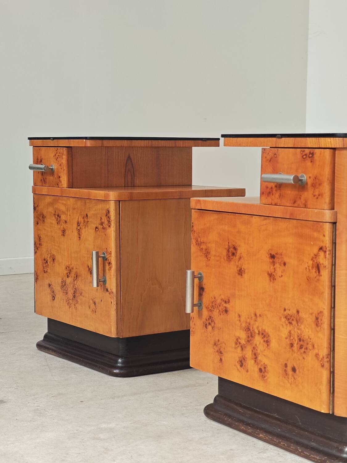 Art Deco bedside table by Jindrich Halabala for Up Zavody