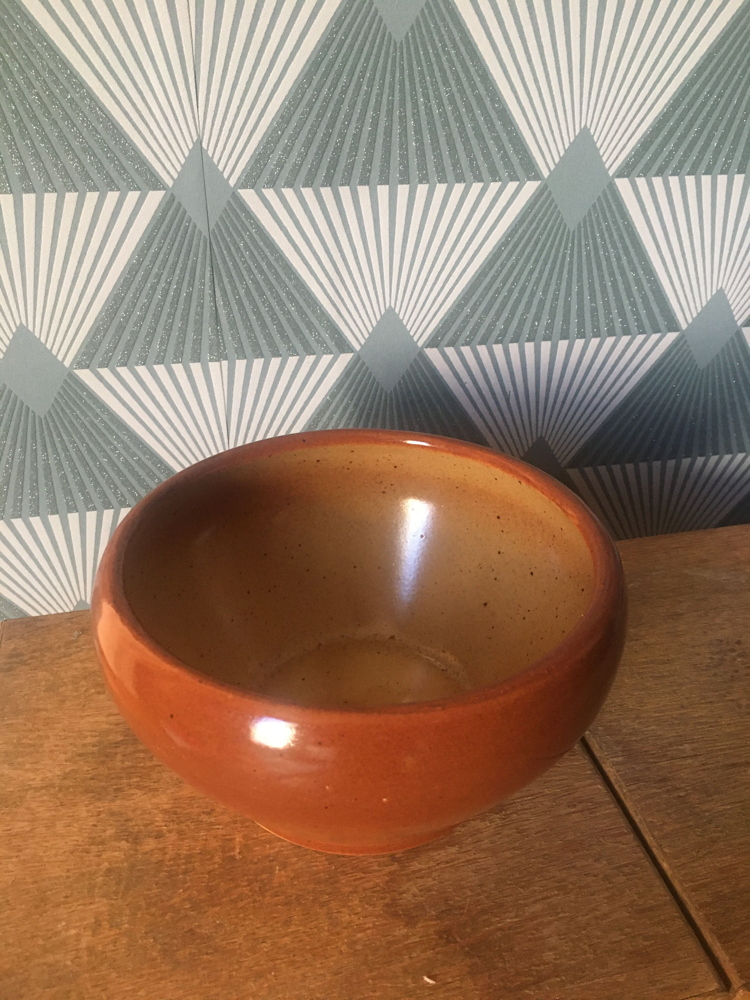 Digoin sandstone bowl