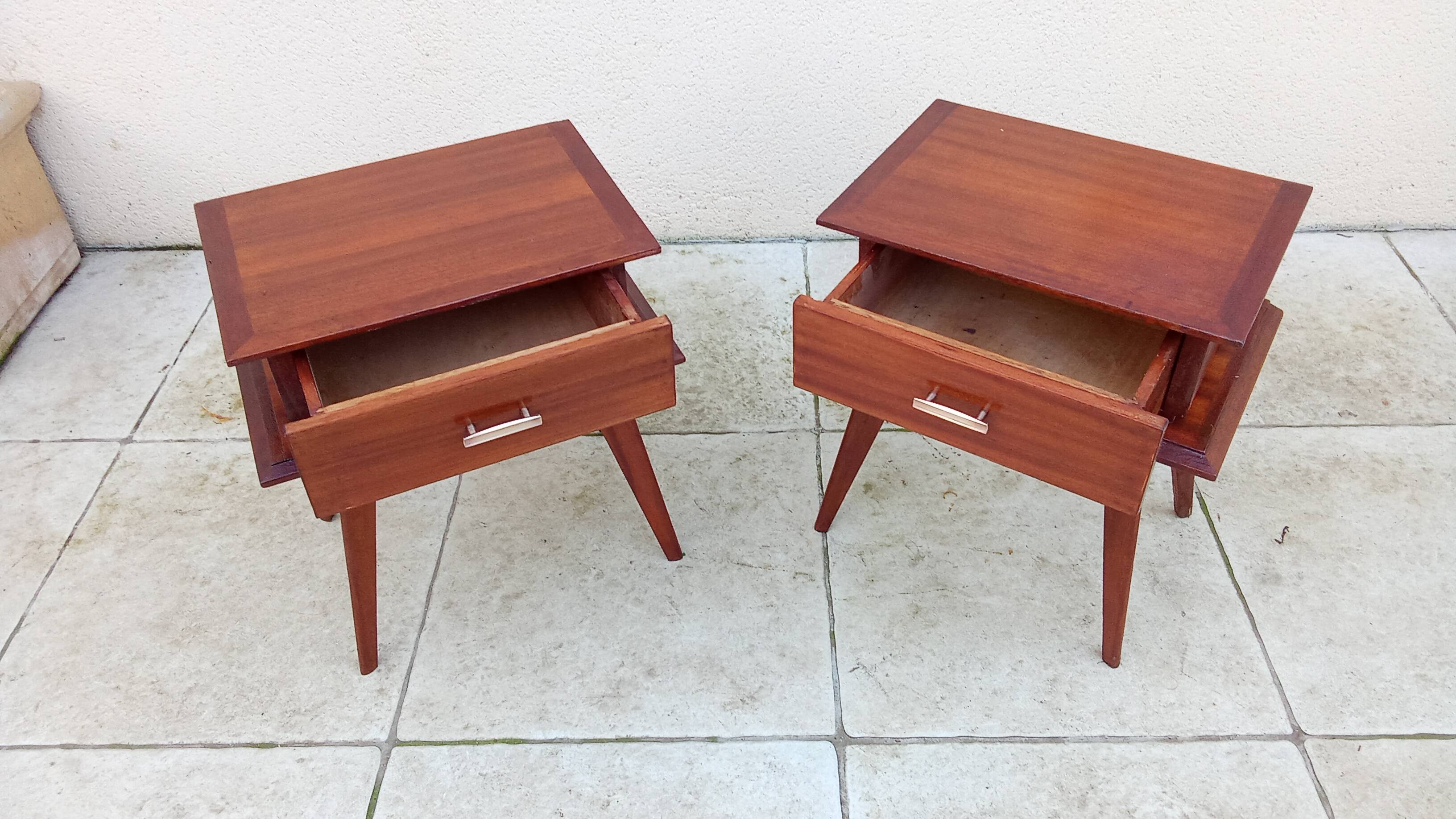 Paire de chevet vintage scandinave pieds compas