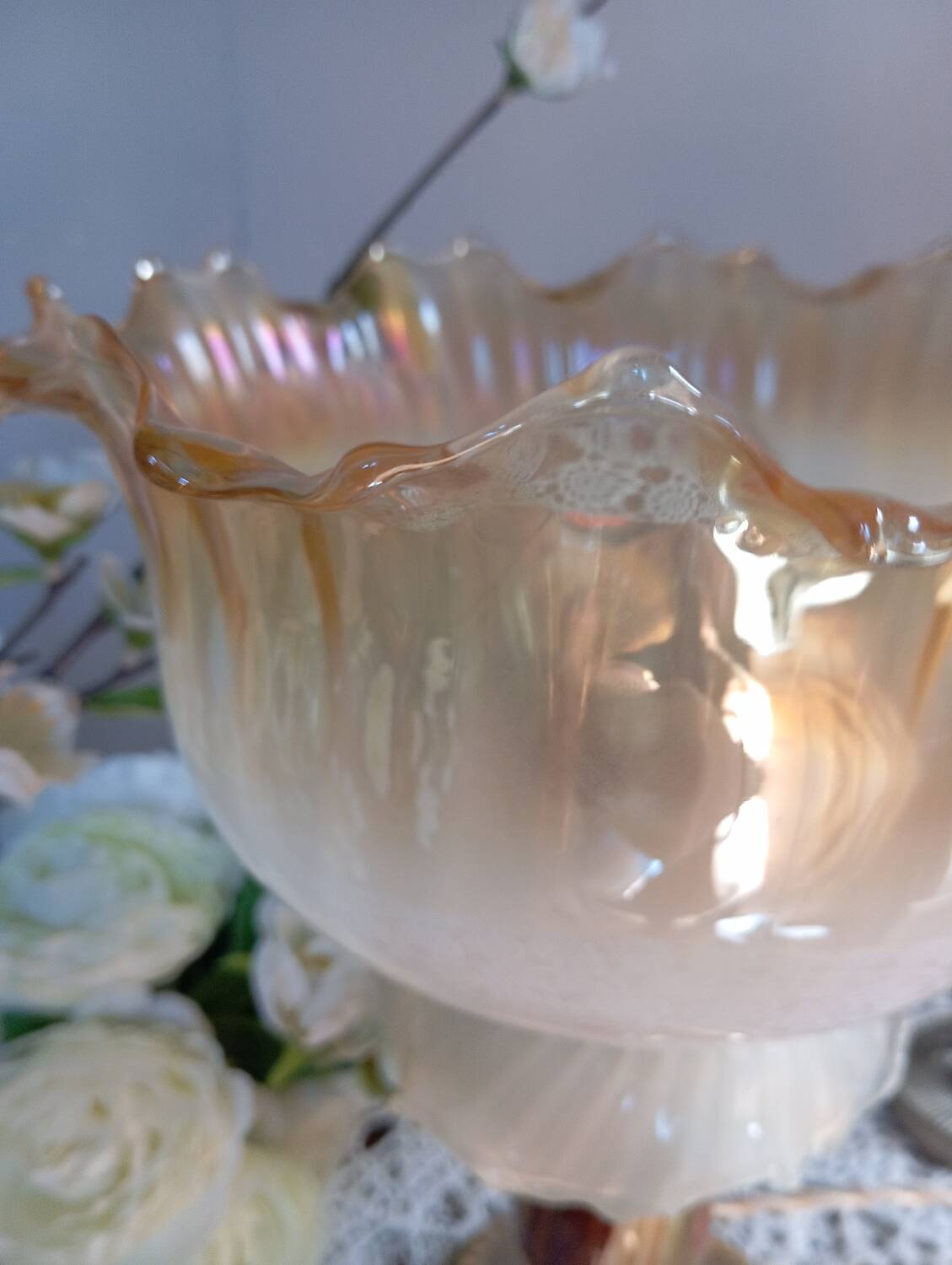 Vintage living room lamp with a granny chic atmosphere