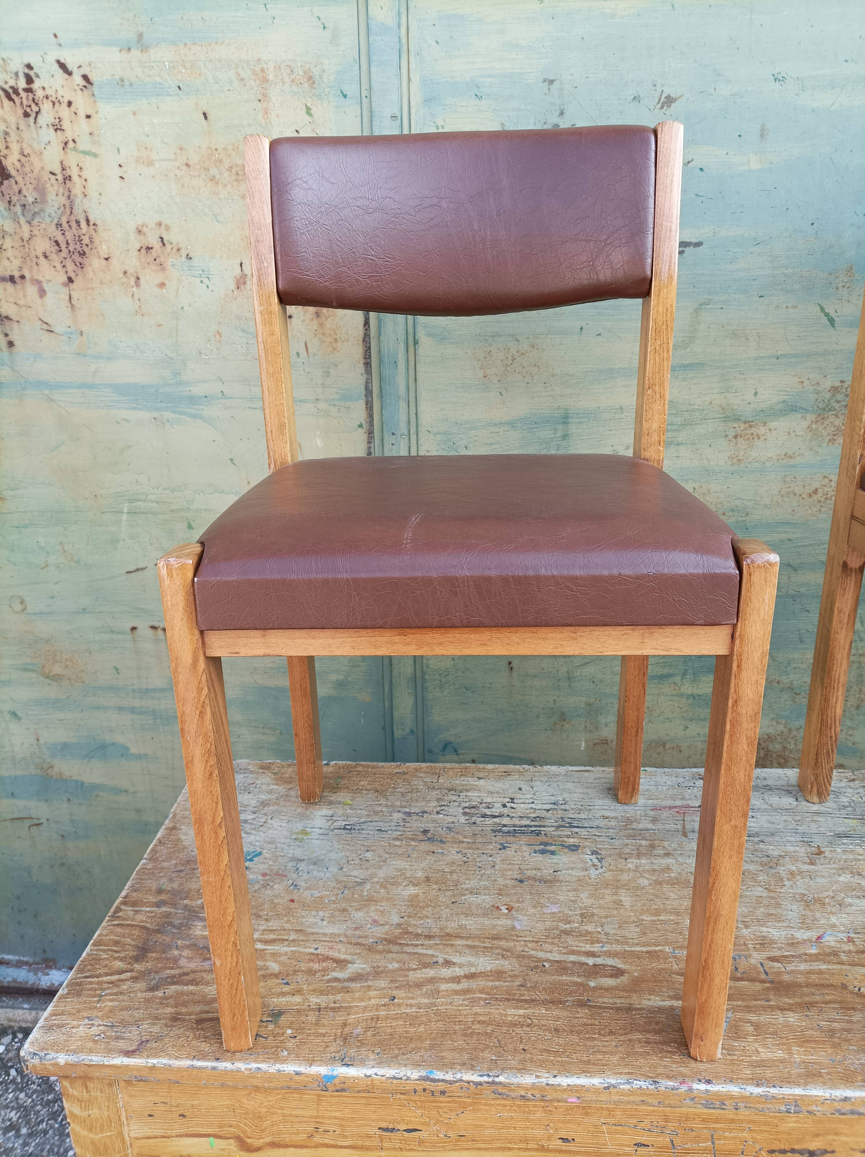 Paire de chaise baumann made in france siège 31 chêne et skaï