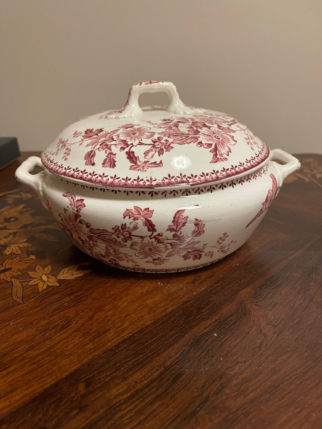 Longwy tureen