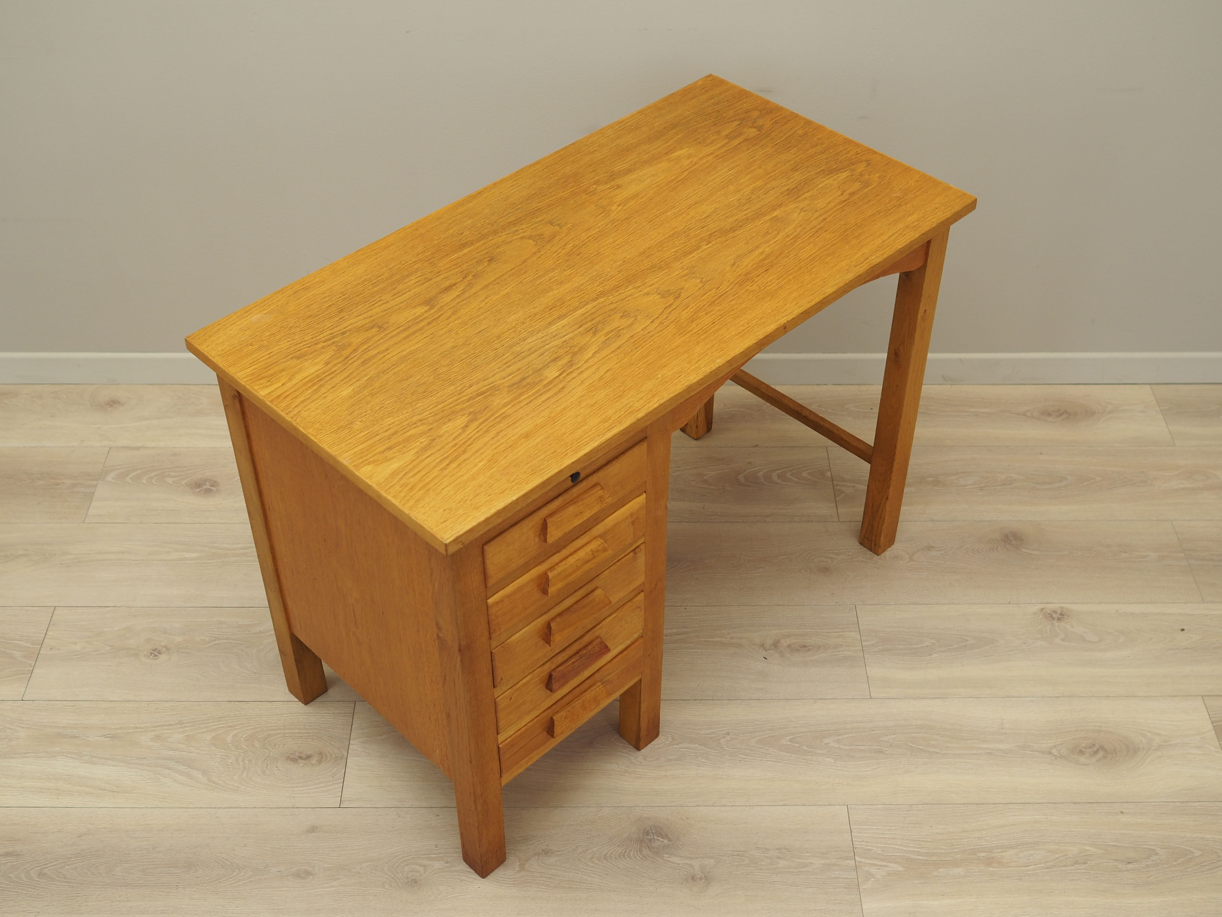 Oak desk, Danish design, 1960s, production: Denmark