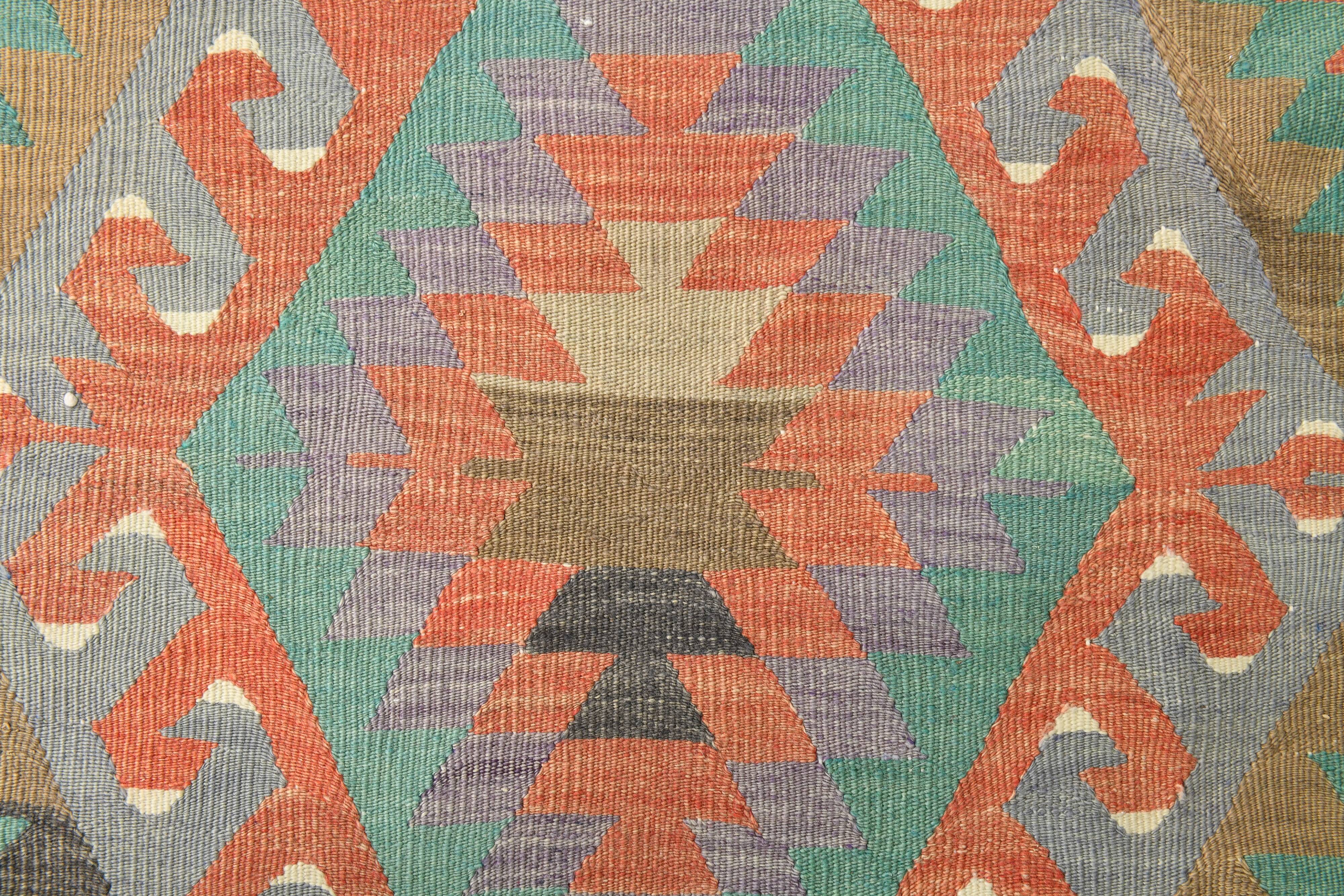 5x9 Green Red Tribal Handmade Kilim Rug, 163x290Cm