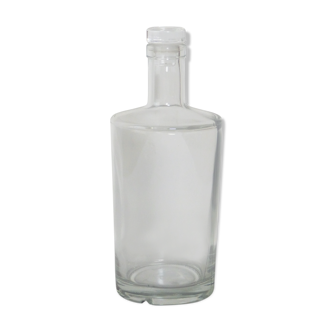 Glass bottle