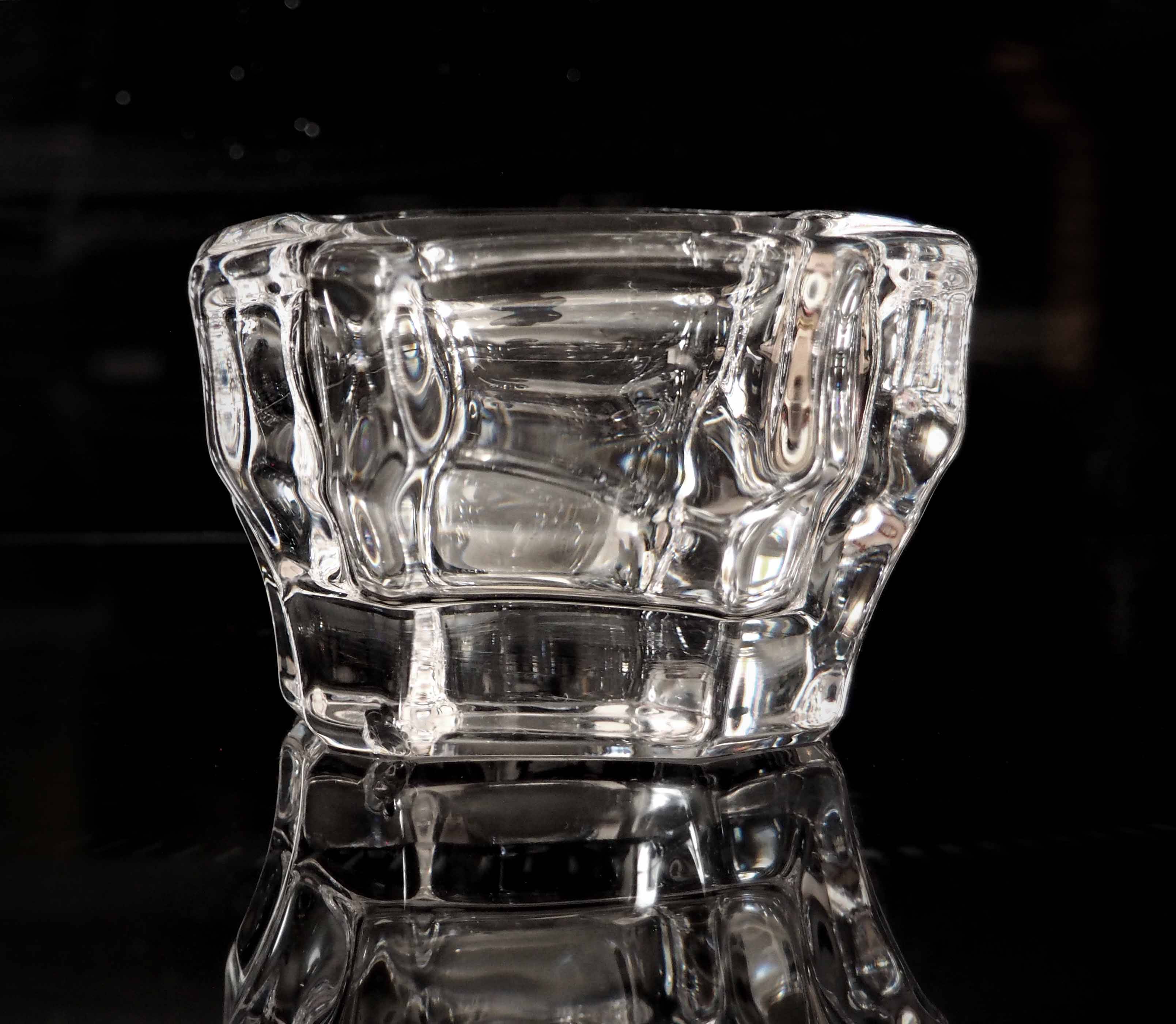 Vannes crystal ashtray