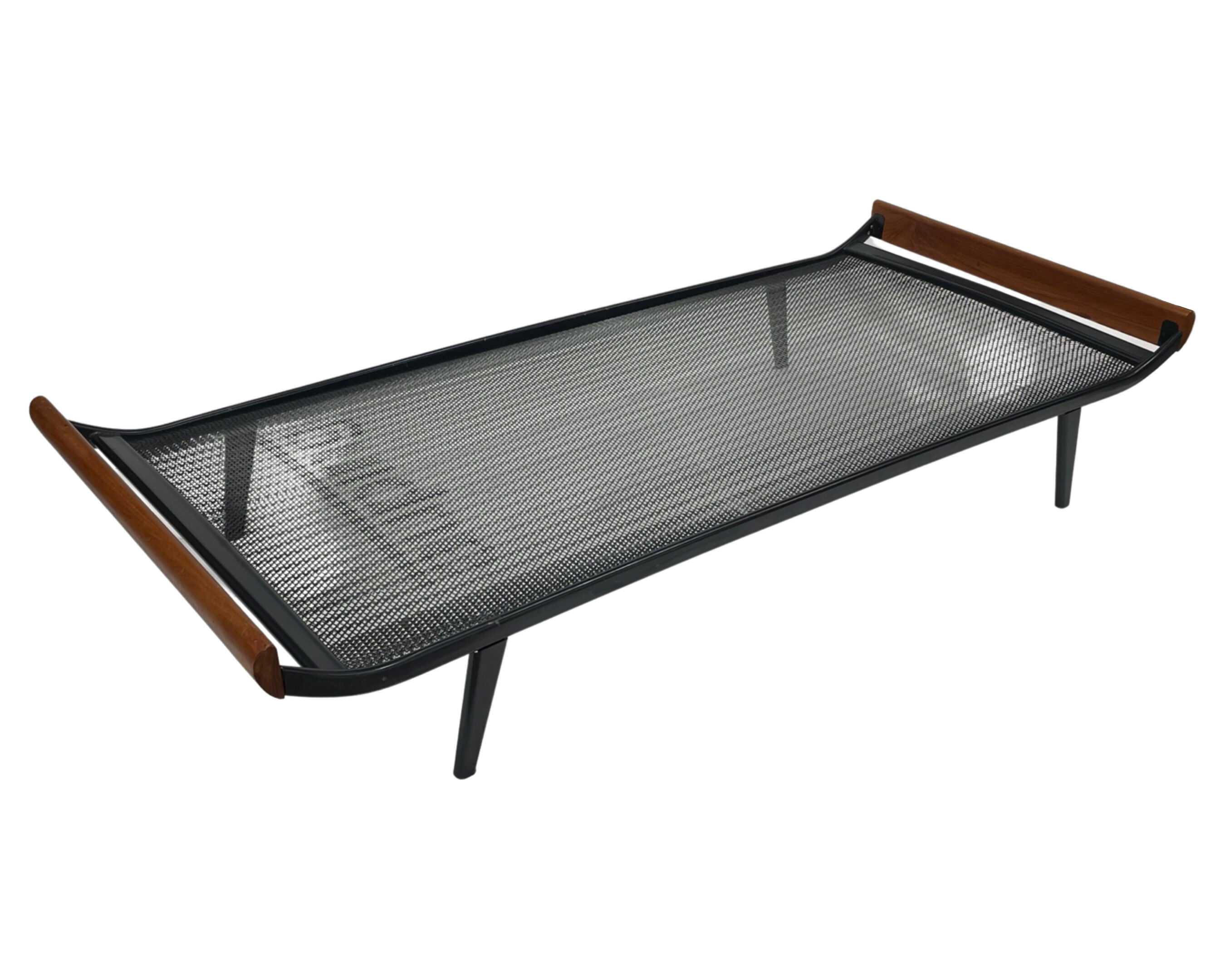 Day bed Auping Cleopatra design by Dick Cordemeyer 60