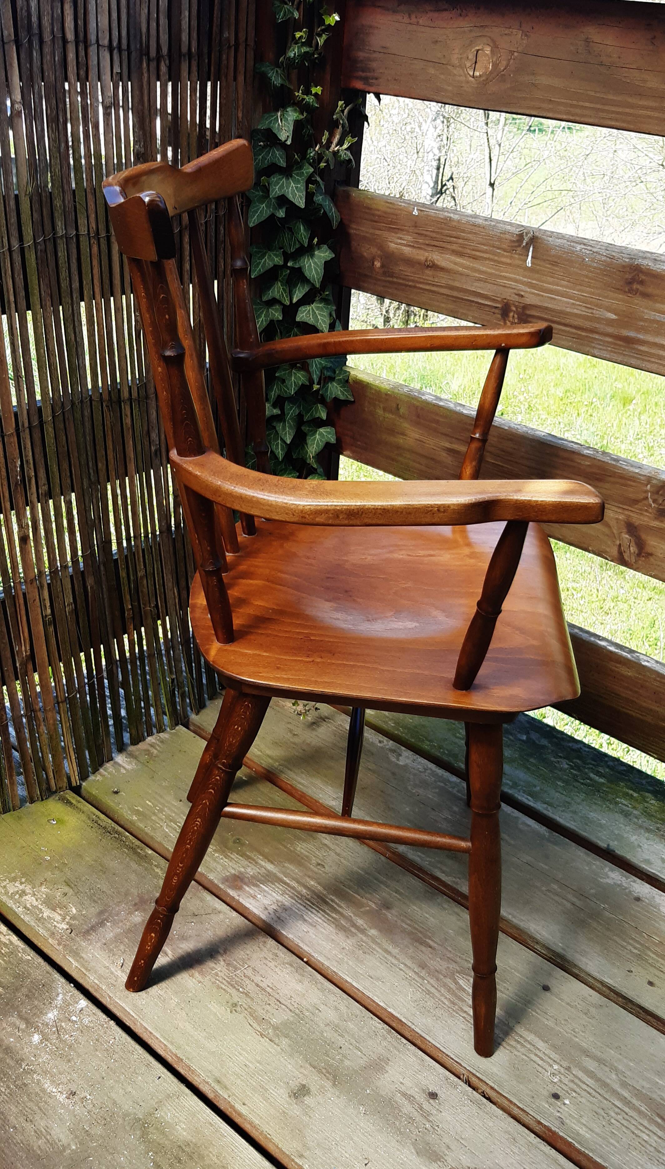 Thonet chair with armrests