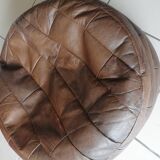 Pouf rond marron imitation cuir
