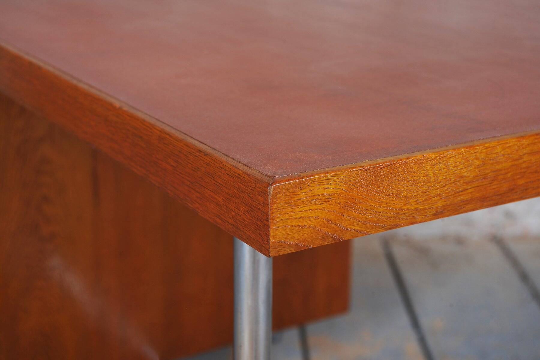 Bauhaus Writing Desk in Oak and Chrome attributed to Hynek Gottwald, Czechia, 1930s