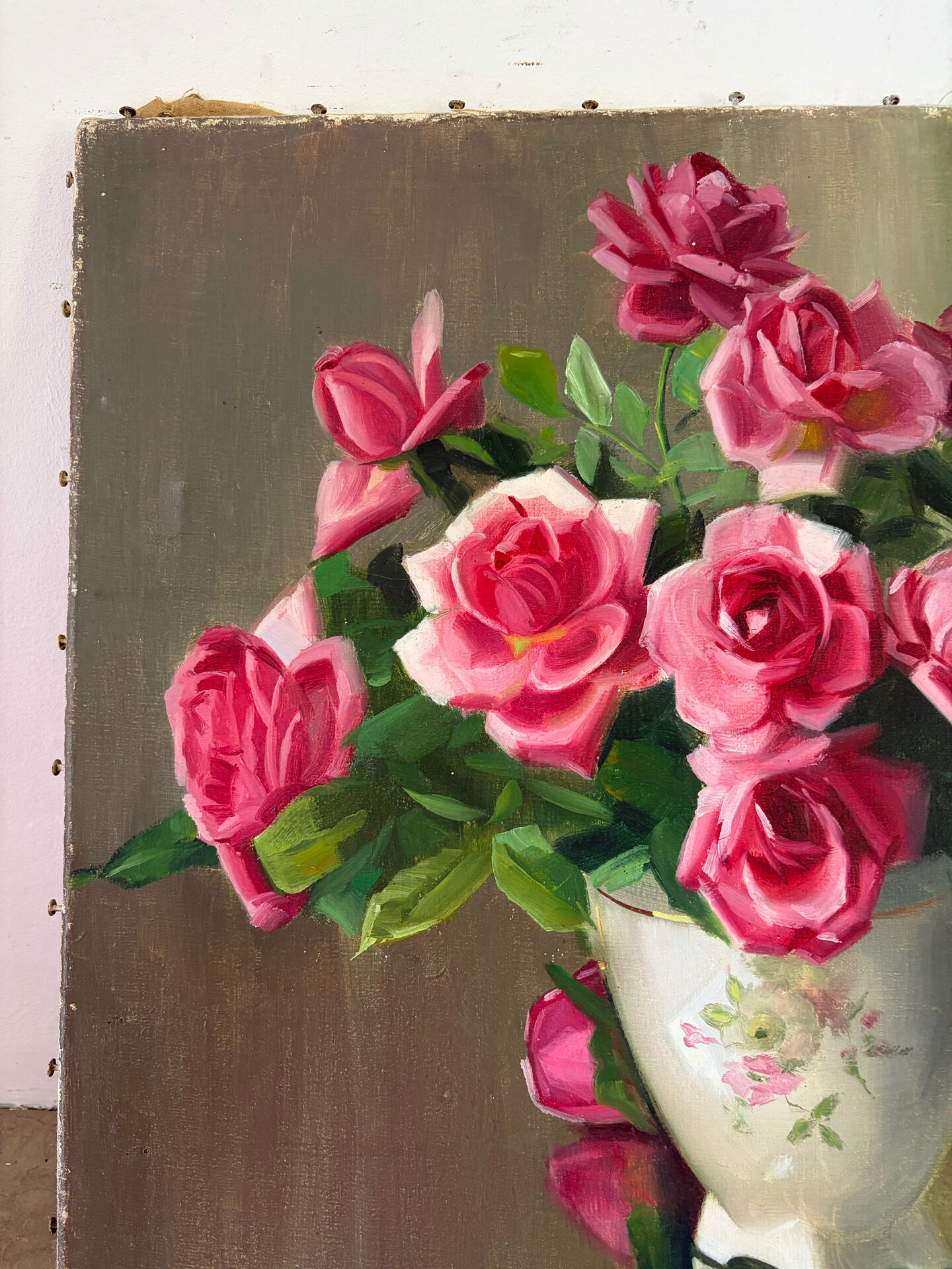 Tombée de roses, huile sur toile signé Miller Ranson