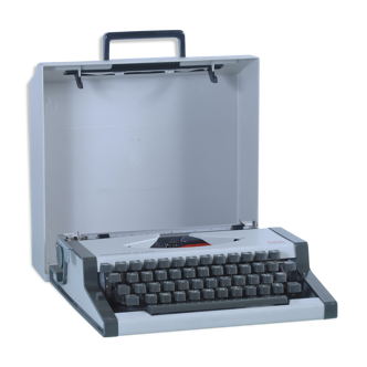 Olympia AEG dactymetal typewriter