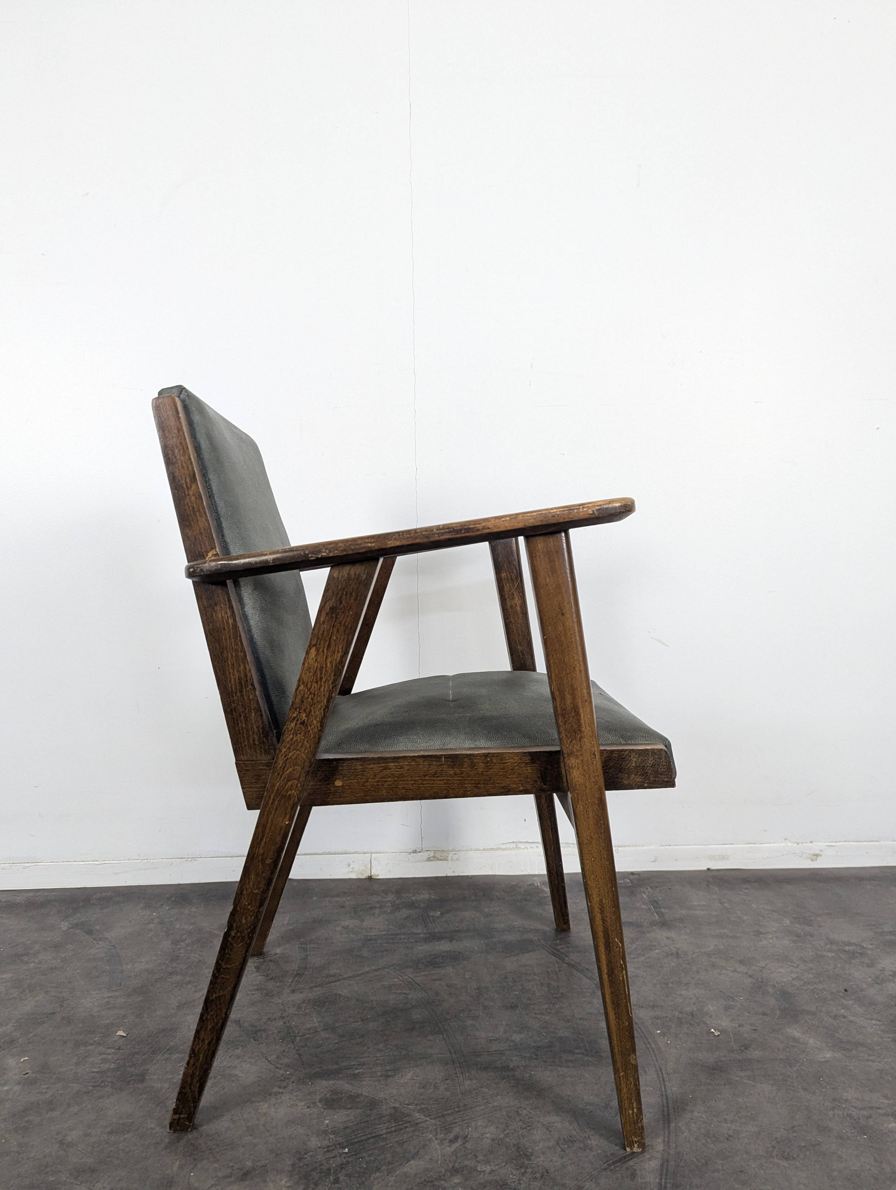 Office chair reconstruction