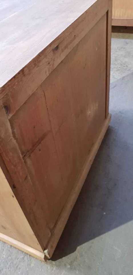 Commode ancienne