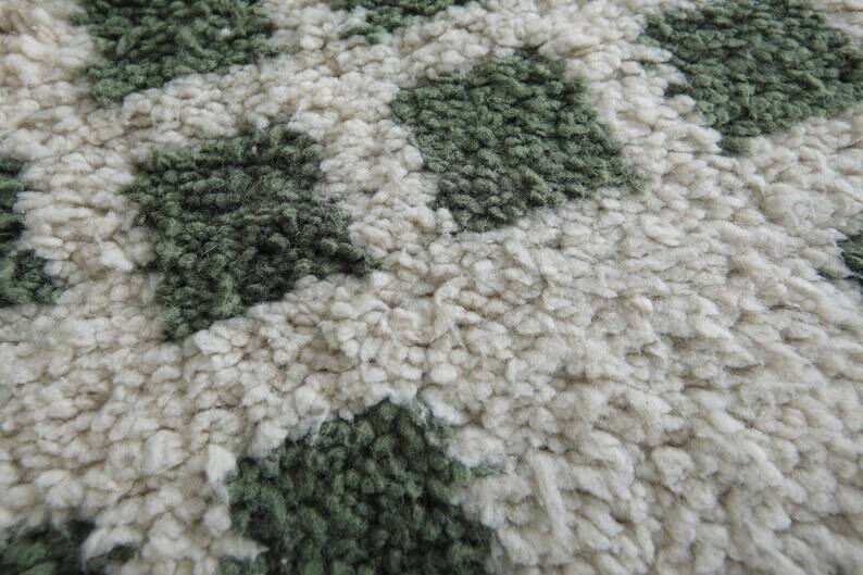 Traditional handmade pure wool rug, size 150 x 250 cm